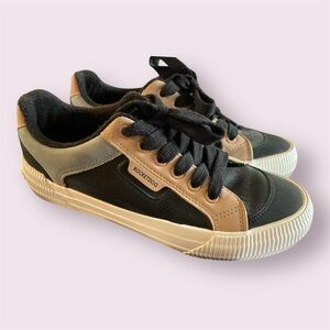 Rocket Dog Cheery Blocked Sneakers 7.5 Women’s